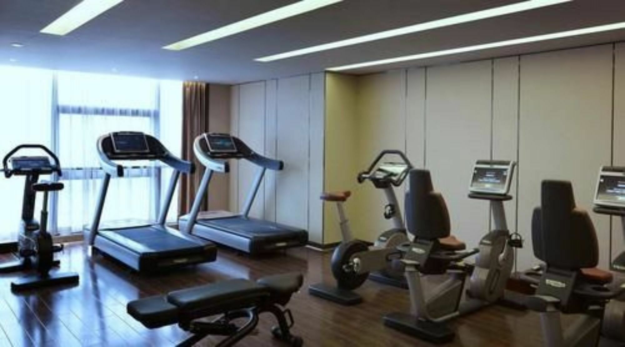 Hotel Melia Jinan Extérieur photo